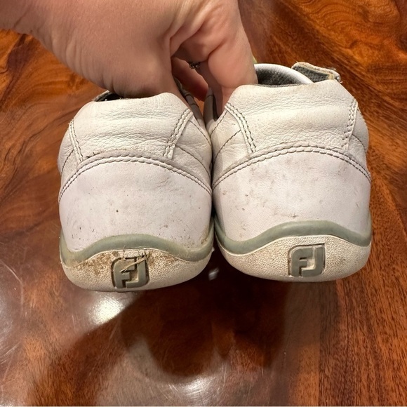 FootJoy LoPro Casual White Golf Shoes with Rainbow Laces size 7 - Picture 5 of 7